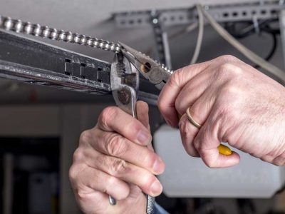 garage-door-require-repair