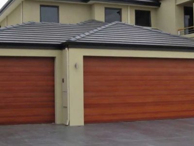 roll up doors for garage on house